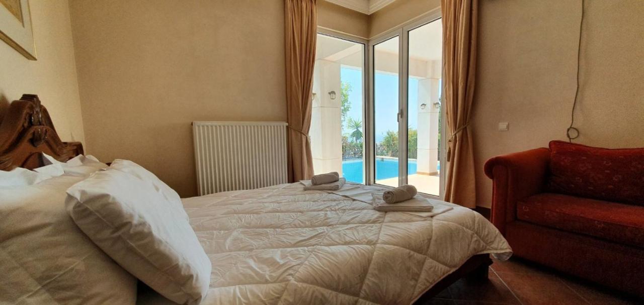 Athenian Luxury Villa In Glyfada Екстериор снимка