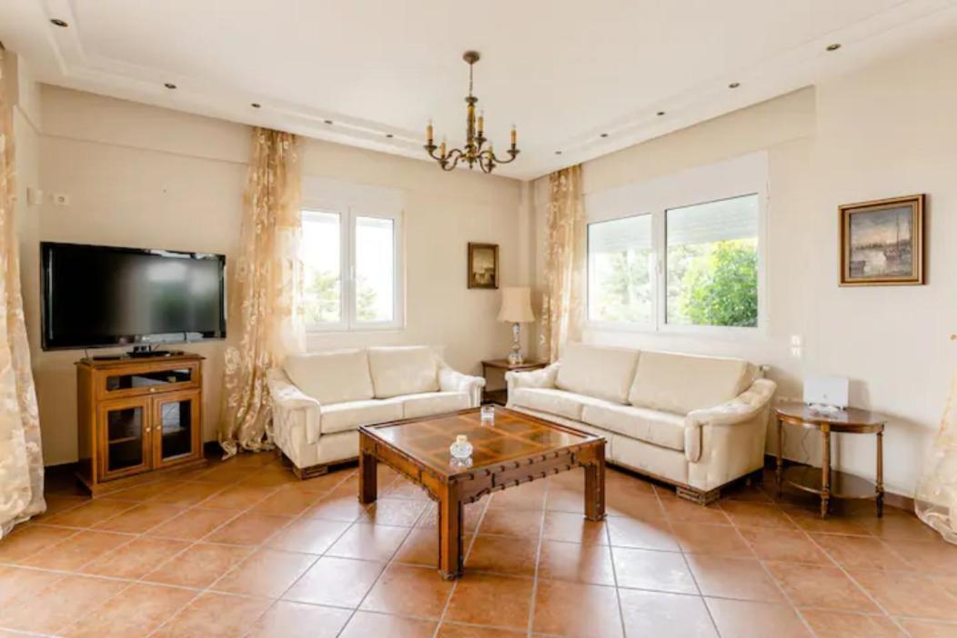 Athenian Luxury Villa In Glyfada Екстериор снимка
