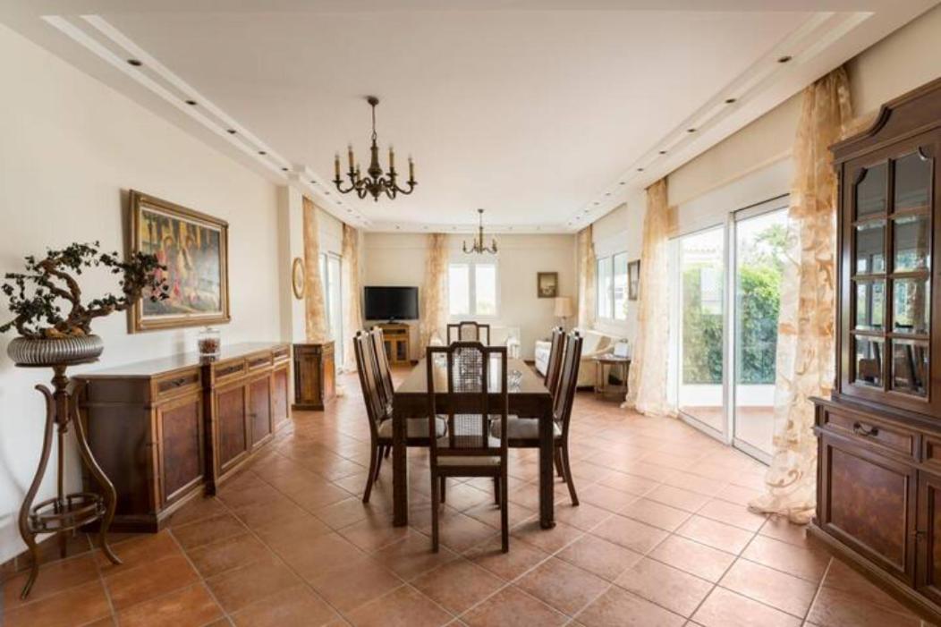 Athenian Luxury Villa In Glyfada Екстериор снимка