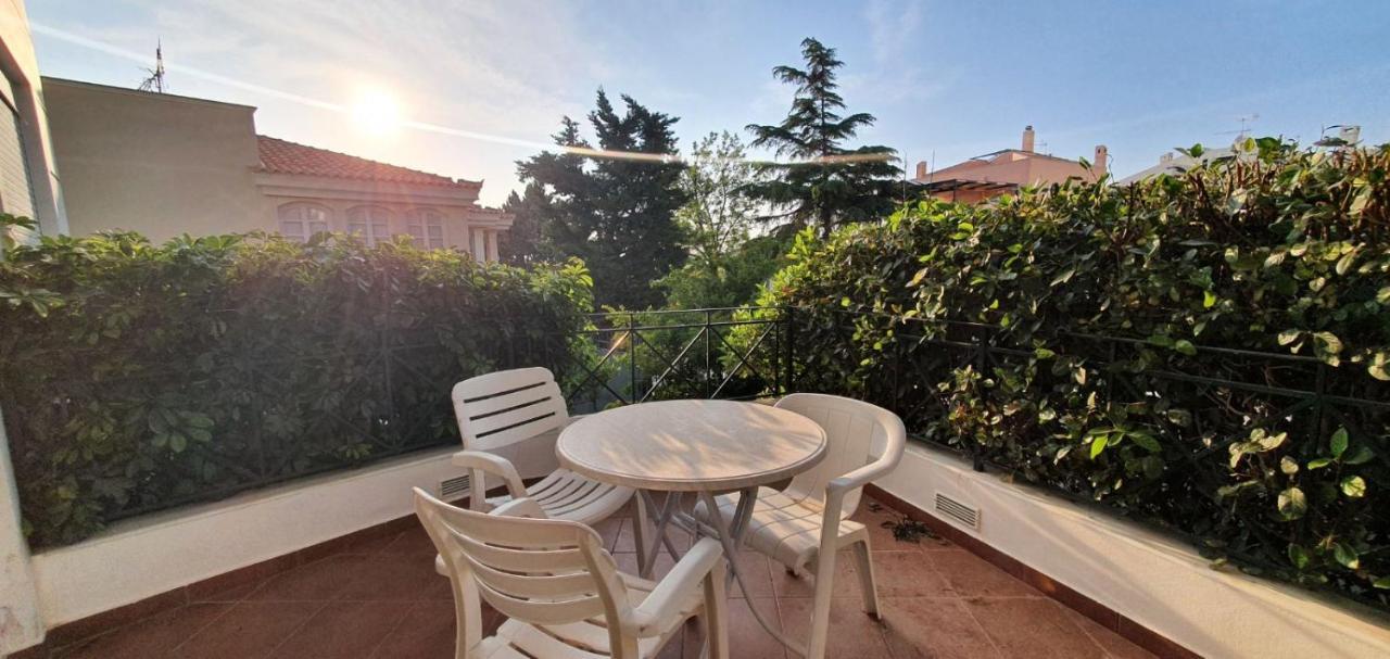Athenian Luxury Villa In Glyfada Екстериор снимка